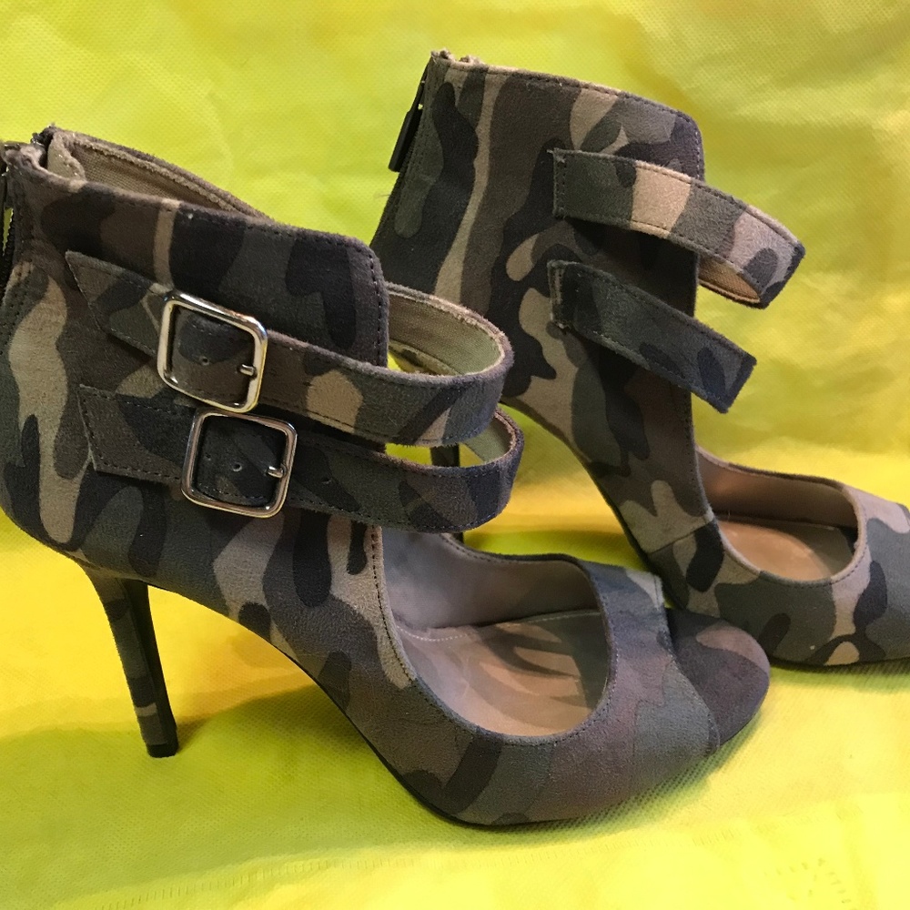 Christian Siriano Heels